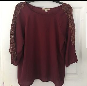 Miami maroon with gold and maroon lace detail